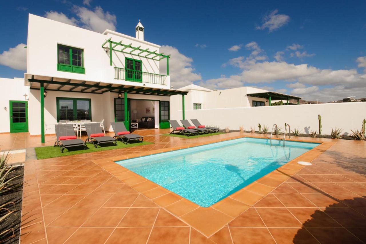 Casas Nohara, Playa Blanca Villa Яйса Екстериор снимка