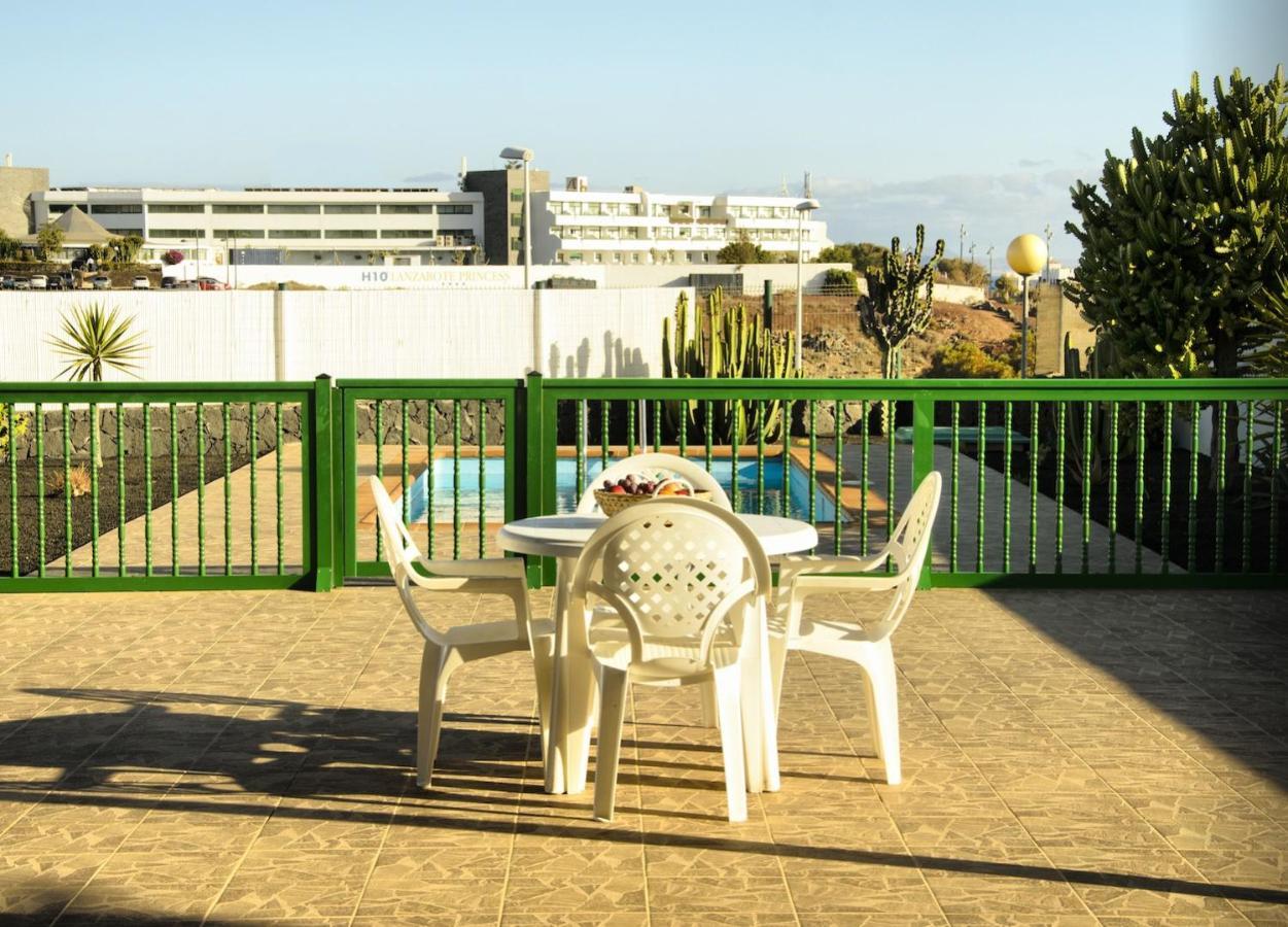 Casas Nohara, Playa Blanca Villa Яйса Екстериор снимка